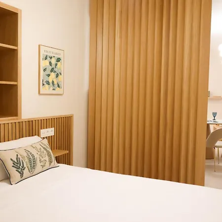Monkeys Quintana Q1 Apartment *